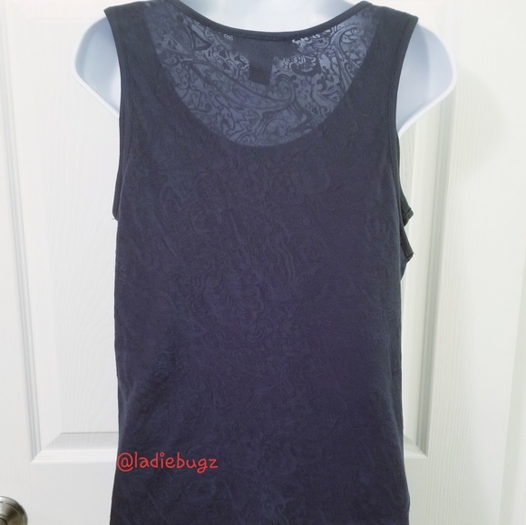 Mercer & Madison Sleeveless Twist Front Top - Picture 4 of 6